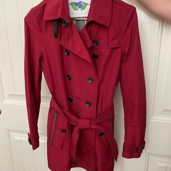 BURBERRY BRIT Classic Short Red Trench Coat Size 6